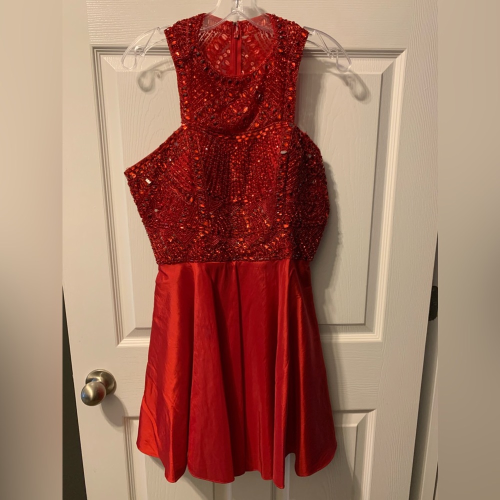 Sherri Hill cocktail Dress, size 14, runs very small.